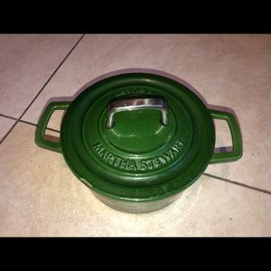 2-Qt. Enameled Cast Iron Round Dutch Oven